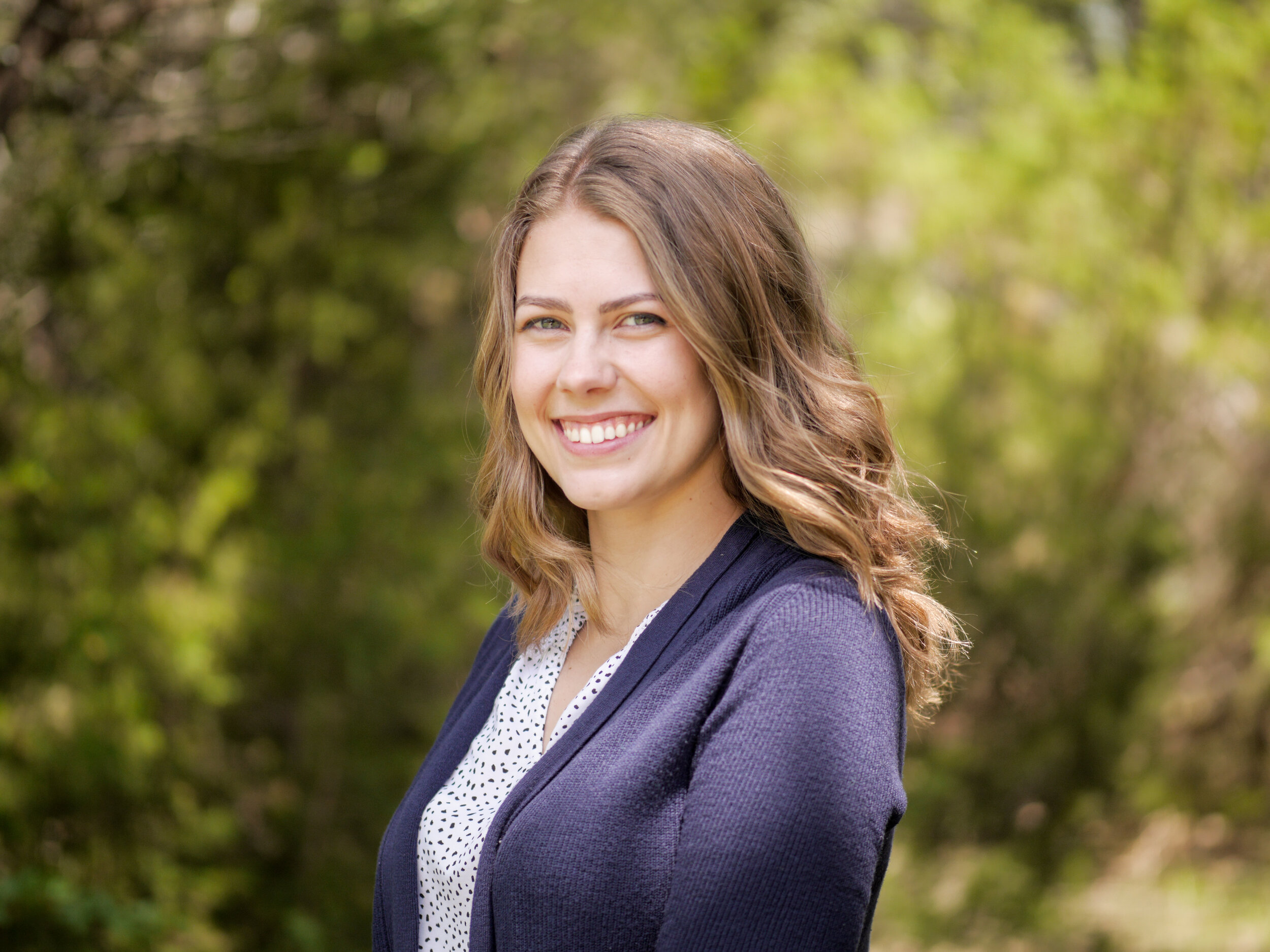 Austin-TX-teen-therapist-at-walnut-creek-park